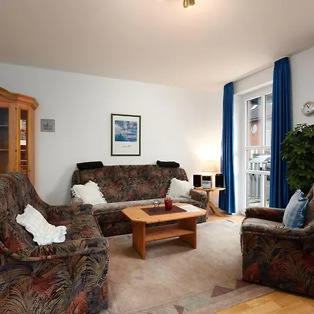 Apartment Am Ehrenmal 2 Seerose Laboe