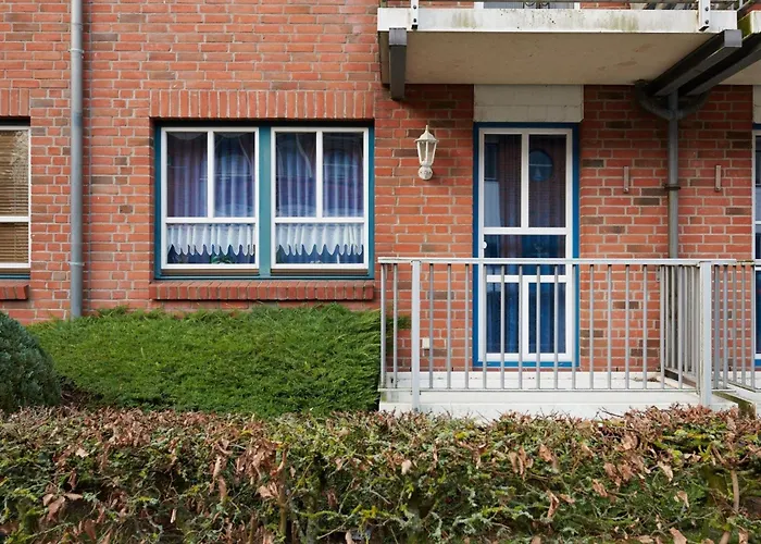 Am Ehrenmal 2 Seerose